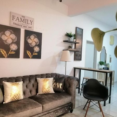 Homestay Casa Nur Iman @Adelia Kajang Zewnętrze zdjęcie